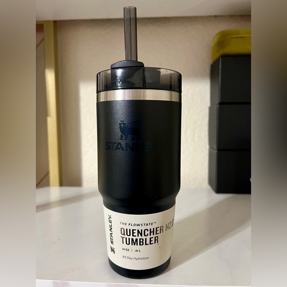 NWT Stanley Black Quencher H2.0 Tumbler 14oz - Picture 2 of 8